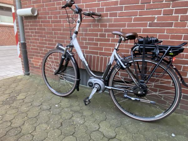 NUR 700km Gazelle Orange E-Bike Damen 49cm