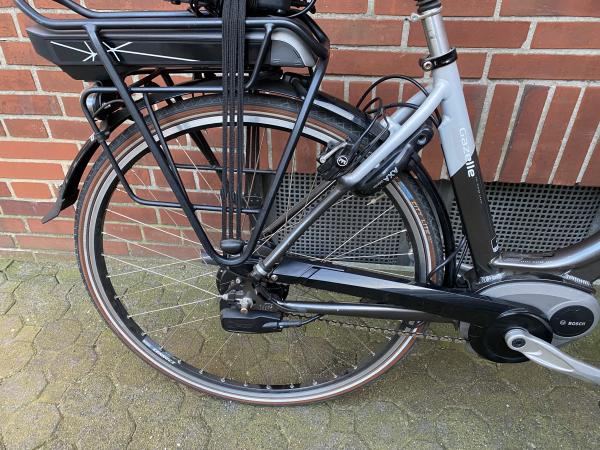 NUR 700km Gazelle Orange E-Bike Damen 49cm